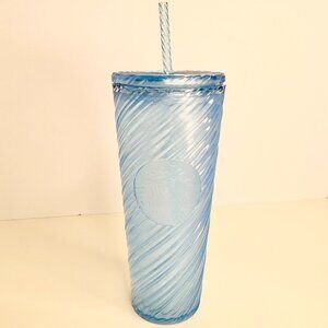 24oz Starbucks 2024 Summer Blue Shimmer Swirl Venti Tumbler cold Cup‎ 🩵
